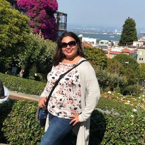 Meet your Posher, Valerie